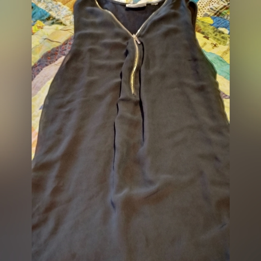 New York and Company shirt size small
